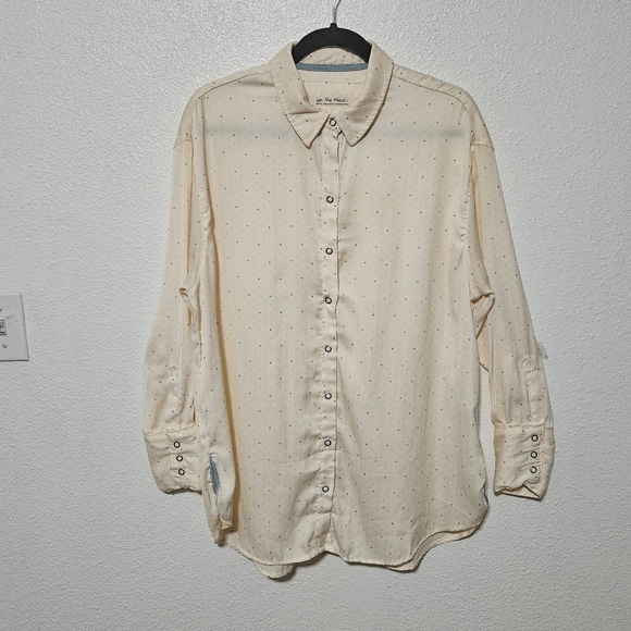 Free People polka-dot lomf sleeve semi sheer top size medium - Picture 1 of 15